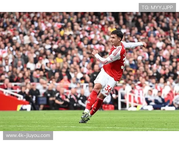 赖斯任意球中柱，阿森纳开局猛攻未果